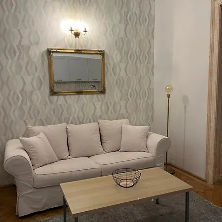 Barty Downtown 2 Apartment