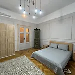 Barty Downtown 2 Apartment